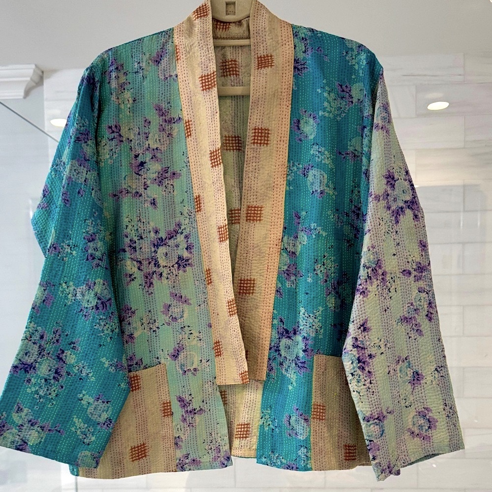 Handcrafted & Reversable Floral Patchwork Kimono … - image 1